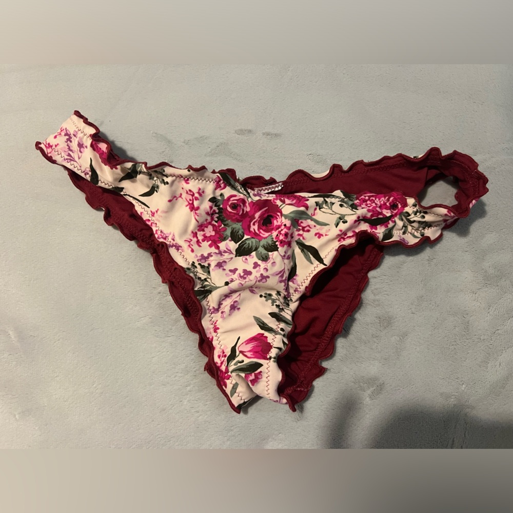Swimsuit bottoms